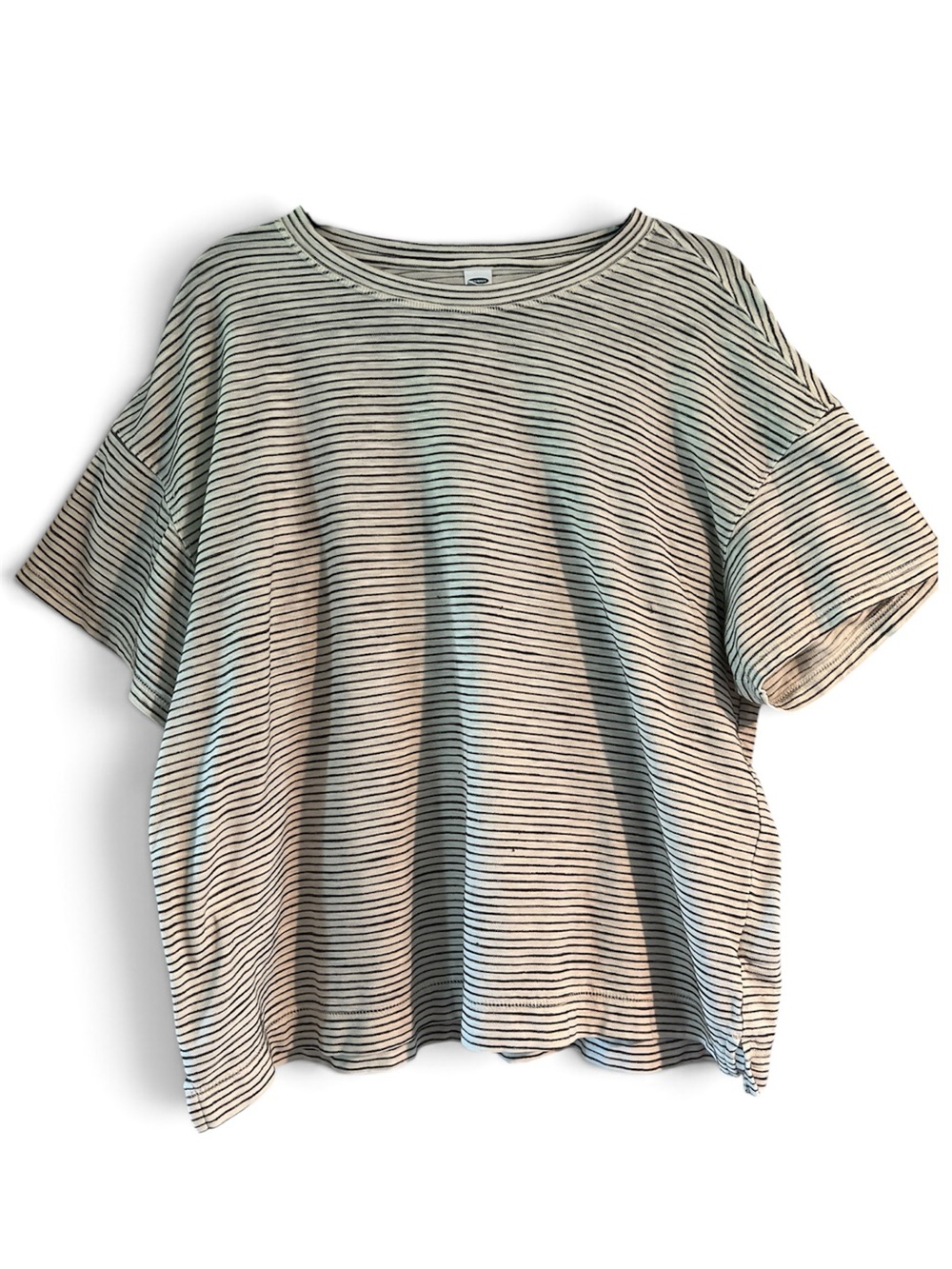 Old Navy Black & White Striped Short-Sleeve Tee